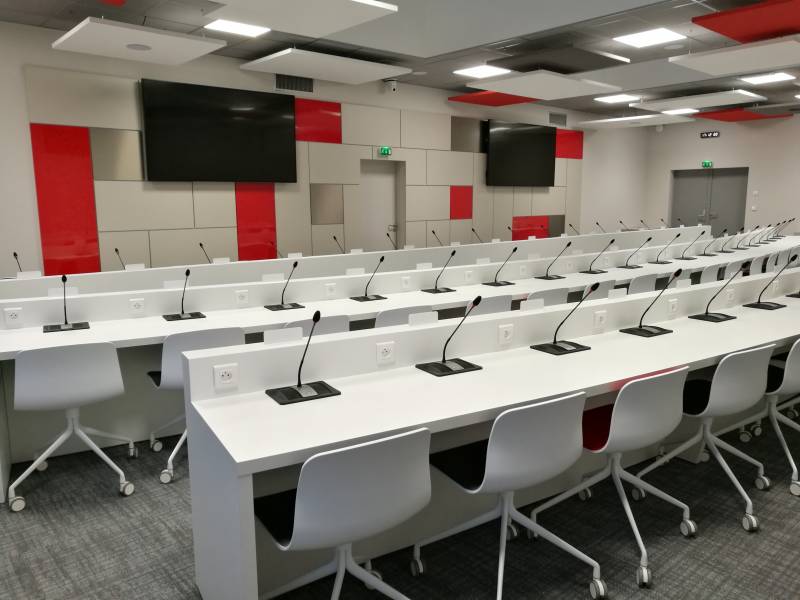 Rénovation des peintures et sols de la salle des Conseils de l'Université du Havre (76600)