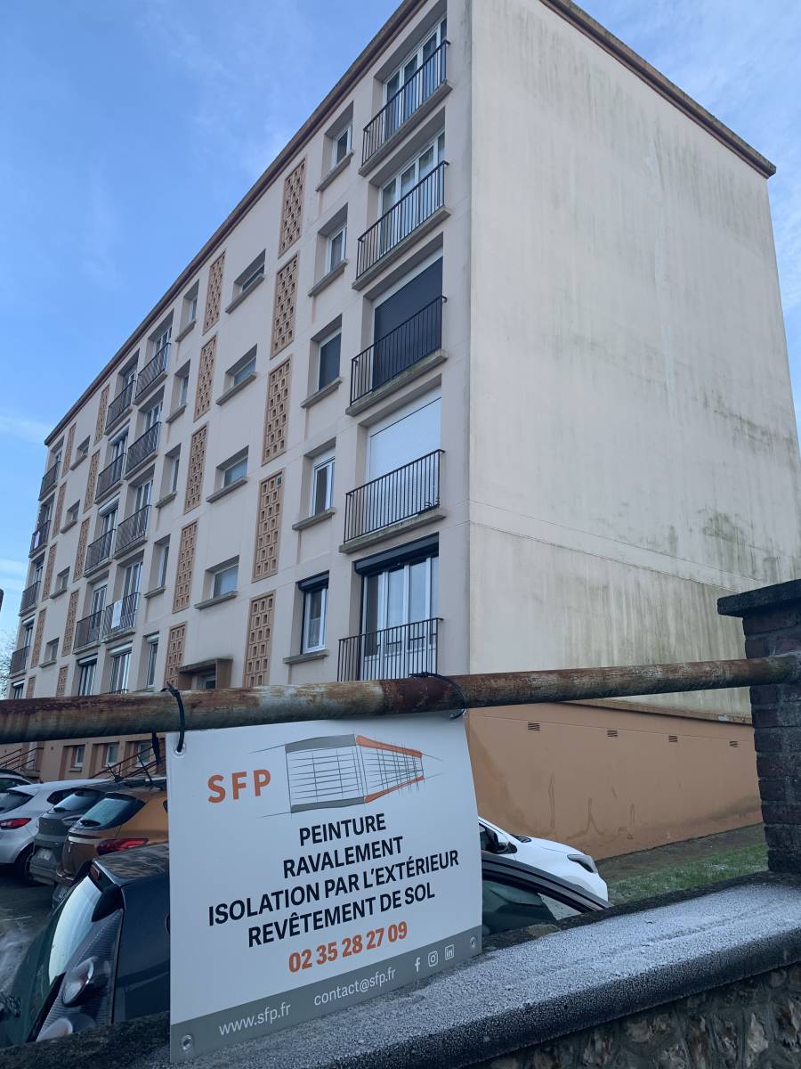 Travaux de ravalement sur un immeuble en co-prpriété à Fécamp